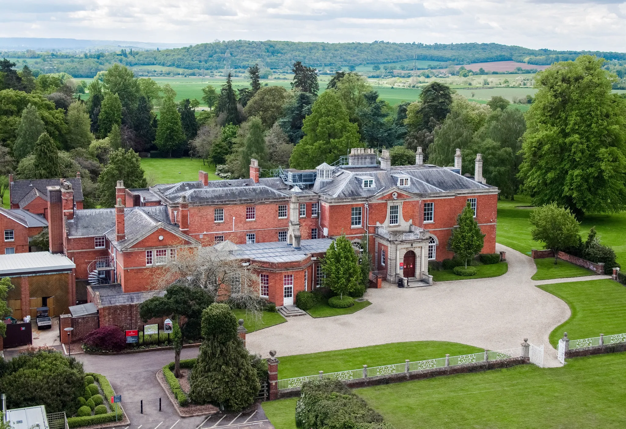 Hartpury University